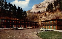 76 Motel, Cafe & Gift Shop Deadwood, SD Postcard Postcard