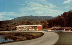 Deerun Motel & Restaurant Jeffersonville, VT Postcard Postcard