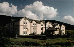 The Comfort Inn & Suites Postcard