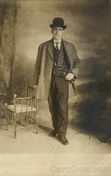 Businessman with Bowler Cap Men