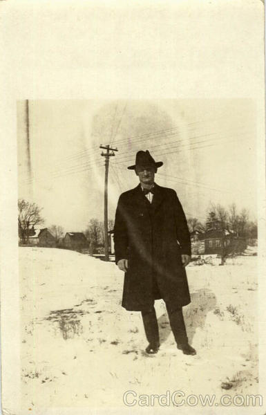Man in the Snow Men