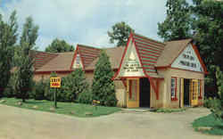 Santa's Miniature Circus, Santa Claus Land Postcard