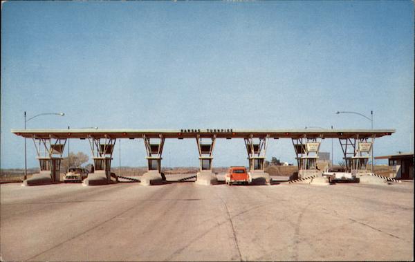 Eastern Entrance to Kansas Turnpike