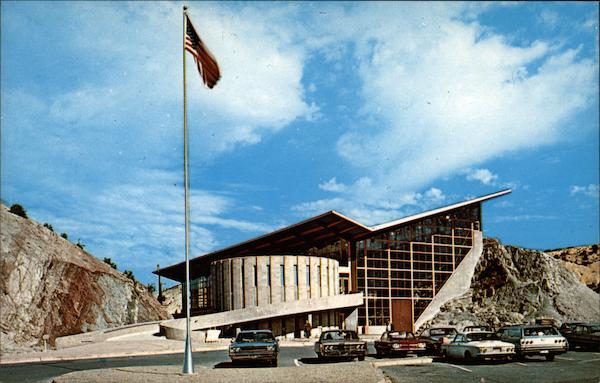 dinosaur park visitor center