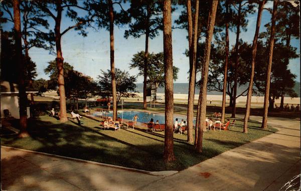 Sea Gull Tourist Colurt, Facing the Gulf Biloxi Mississippi