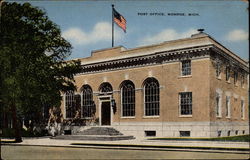 Post Office, Monroe, Mich Postcard