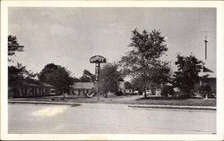 Hurst Motel Versailles, KY Postcard Postcard