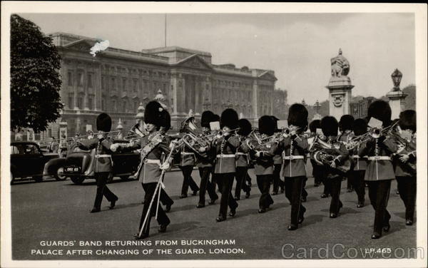 Buckingham Palace and Changing of the Guard London England