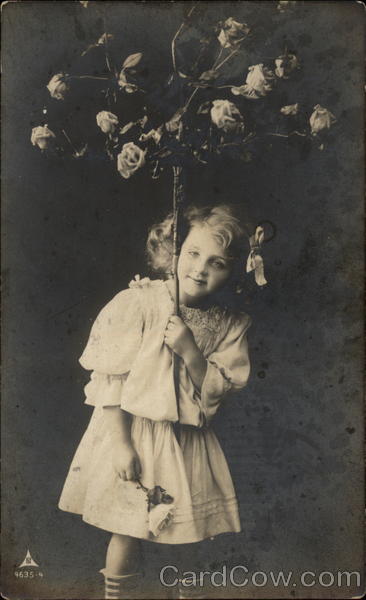 Girl with Roses Girls