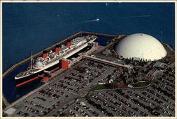Queen Mary - Spruce Goose Postcard