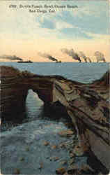 Devils Punch Bowl, Ocean Beach Postcard