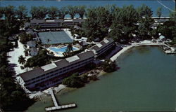 Tween Waters inn Captiva, FL Postcard Postcard