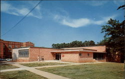 Student Union Building - Newberry College Postcard