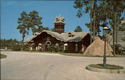 Southern and Six Gun Station Postcard
