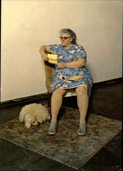 Woman with Dog, Reading 1978 Duane Hanson Pop Art