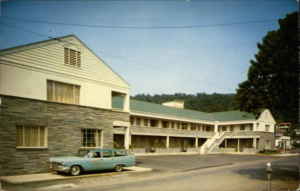 Carolyn Courts Everett Pennsylvania