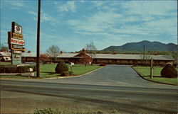 The Regina Motor Lodge Salem, VA Postcard Postcard