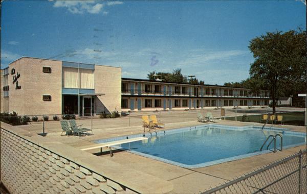 Suburban House Motel Detroit Michigan