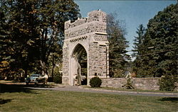 Bowne Memorial Gateway Madison, NJ Postcard Postcard