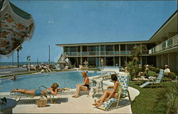 Hi Seas Motel and Apartments Clearwater Beach, FL Postcard Postcard