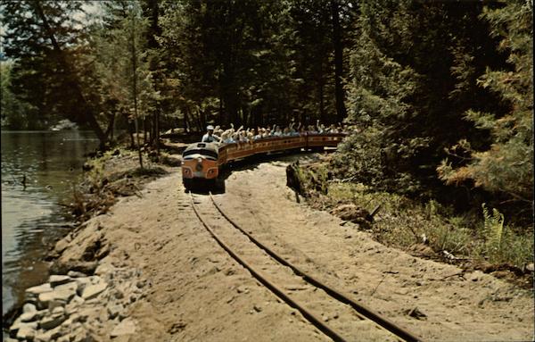Candy Cane Express at Devil's Elbow, Santa's Village, Bracebridge Muskoka ON Canada