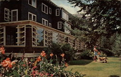 Holl's Inn Postcard