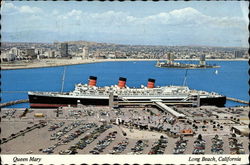 Aerial View of Queen Mary and Mary's Gate Village & Queen Mary Plaza Postcard