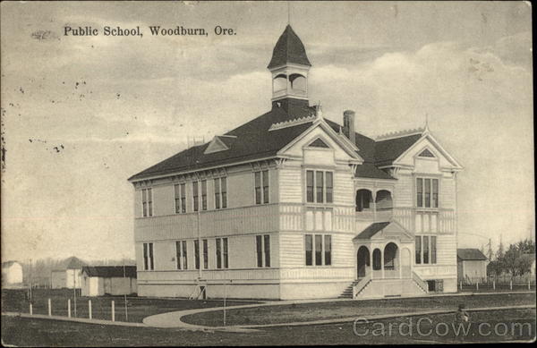 Public School Woodburn Oregon
