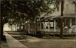 Ash St. Looking North, Linwood Park Vermilion, OH Postcard Postcard