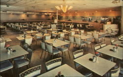 Bailey's Cafeteria - Pinewood Shopping Center Postcard