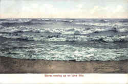 Stroms coming up on Lake Erie Postcard