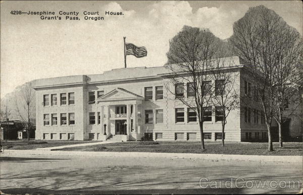 Josephine County Court House Grants Pass Oregon