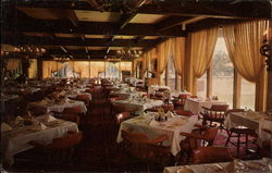 William Hilton Inn Dining Room Postcard