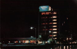 Airport Lakes Holiday Inn Postcard
