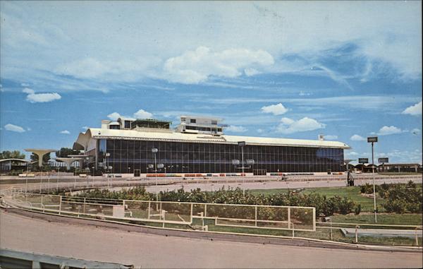 Elegante Edificio del Hipodromo 7 Galgo Dromo de Ciudad Juarez Mexico