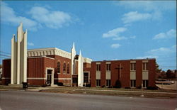 First Baptist Church Oelwein, IA Postcard Postcard