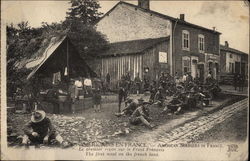Les Americains en France - American Soldiers in France Postcard