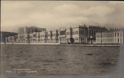 Palais de Dolma-Baghtsche Postcard