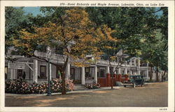 Hotel Richards and Maple Avenue on Lake Erie Postcard