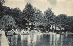 Boat Landing on Glenwood Lake, The Glenwood Millrift, PA Postcard Postcard