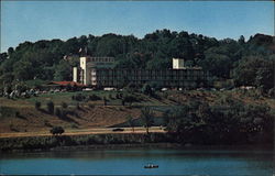 Marriott Motor Hotel, Key Bridge Postcard