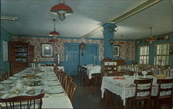 Dining Room at Nu-Wray Inn Burnsville, NC Postcard Postcard