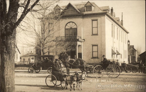 City Hall & Street Traffic White Cloud Michigan