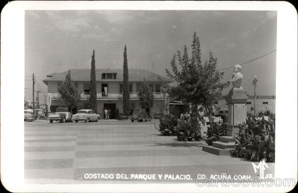 Costado del Parque y Palacio Mexico