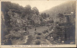 "The Sunken Garden", "Benvenuto", Butchart Gardens Postcard