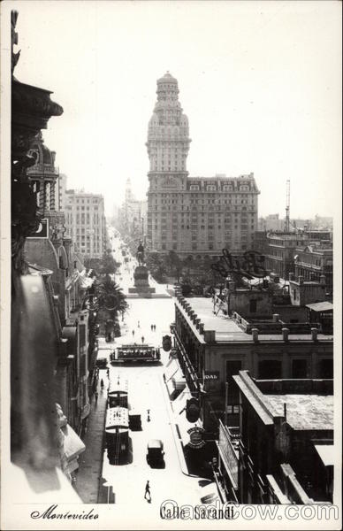 Calle Sarandi Montevideo Uruguay
