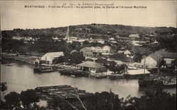 Au premier plan, la Darse et l'arsenal Maritime Fort-de-France, Martinique Caribbean Islands Postcard Postcard
