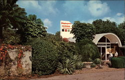 Entrance to Masterpiece Gardens and Gift Shop Postcard