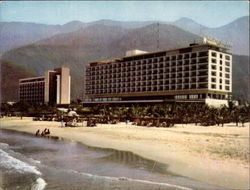 Hotel Macuto-Sheraton Postcard