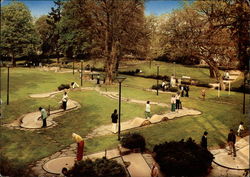 Altestes Radium-Solbad der Welt - Minigolf Platz Postcard